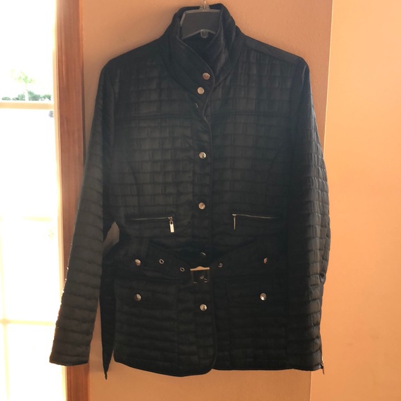 metrostyle Jackets & Blazers - MetroStyle large quilted jacket with belt NWOT